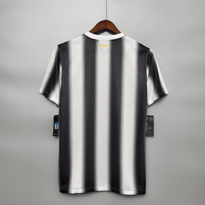 Juventus Home Shirt 2011-2012 - Football Kit Up