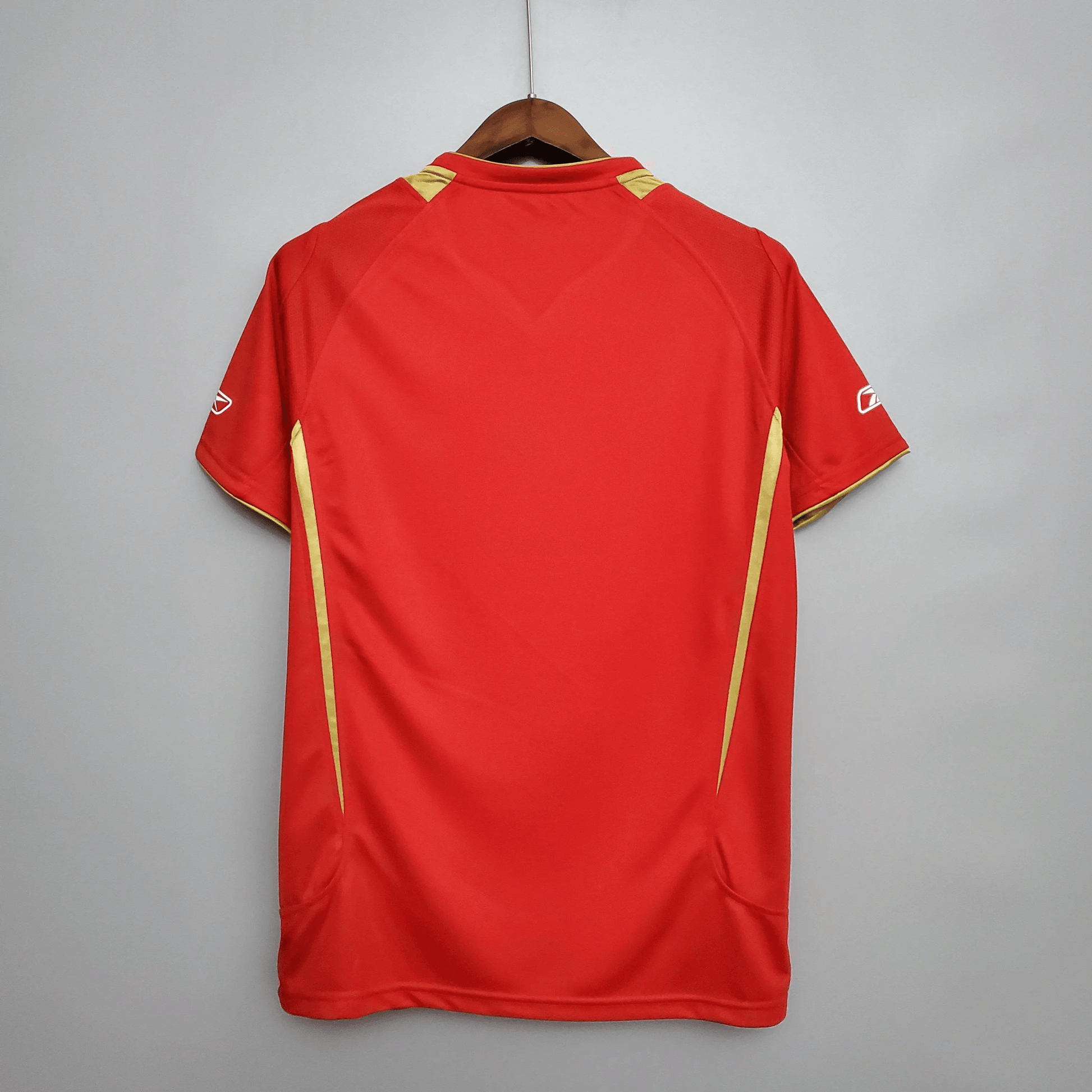 Liverpool Home Shirt 2005-2006 - Football Kit Up